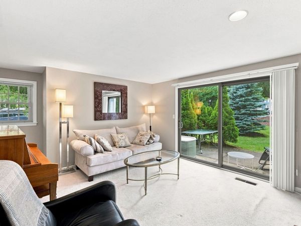 2 Capstan Way, Unit 2, Swampscott, MA 01907