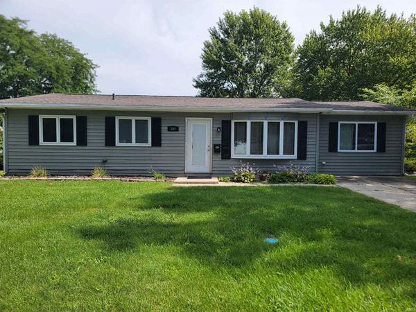 109 Maxton Drive, Butler, IN 46721
