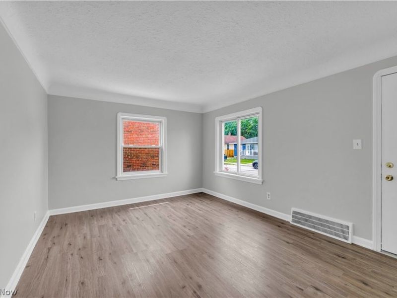 4461 W 137th Street, Cleveland, OH 44135 Photo 4