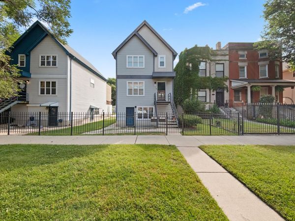 6449 S Kenwood Avenue, Unit 2, Chicago, IL 60637