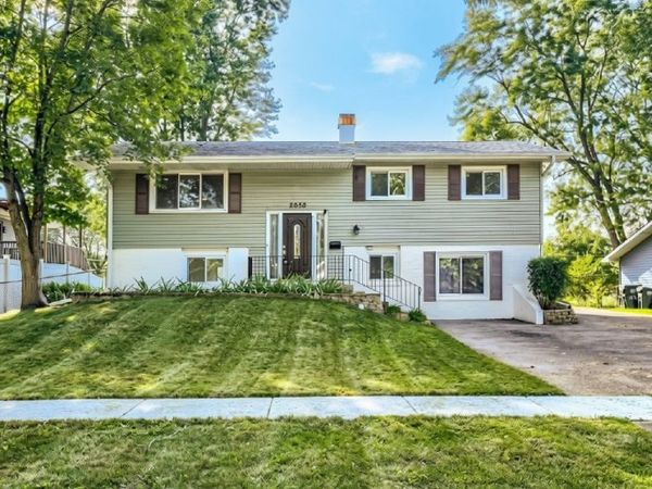 2050 Shepard Road , Hoffman Estates, IL 60169