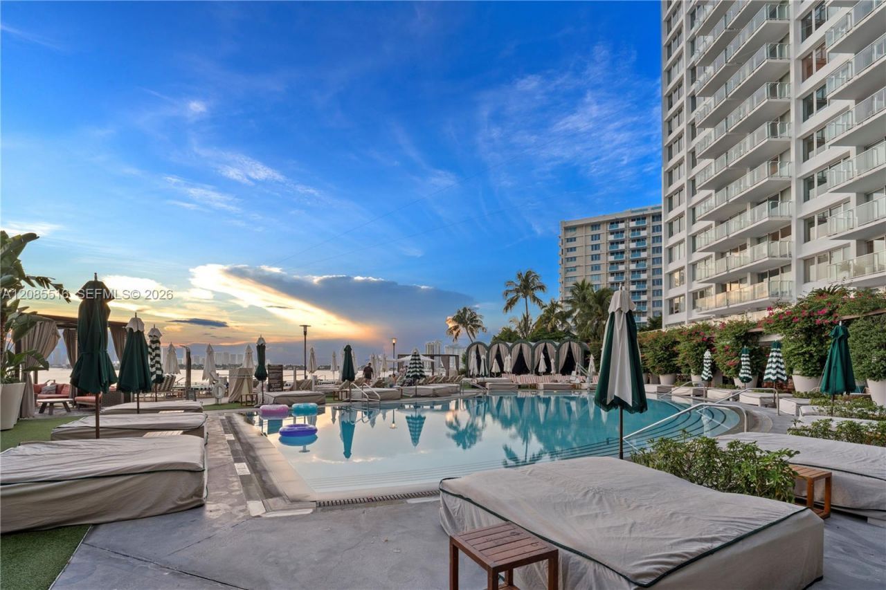 1100 West Ave, Unit 1020, Miami Beach, FL 33139 Photo
