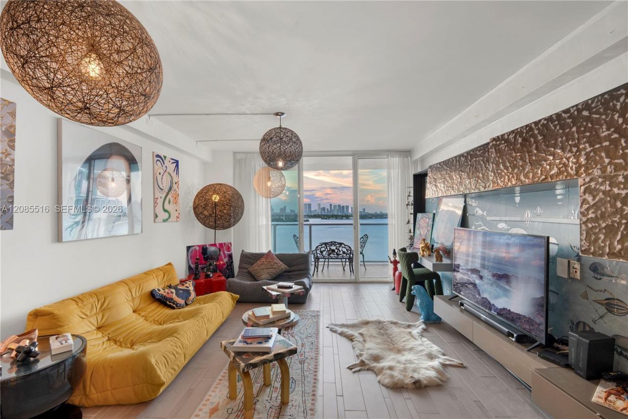 1100 West Ave, Unit 1020, Miami Beach, FL 33139 Photo