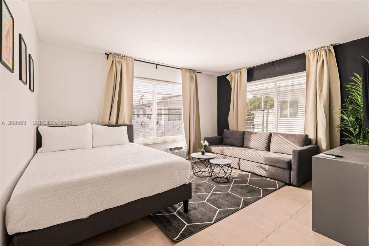 7340 Harding Ave, Unit 12, Miami Beach, FL 33141 Photo