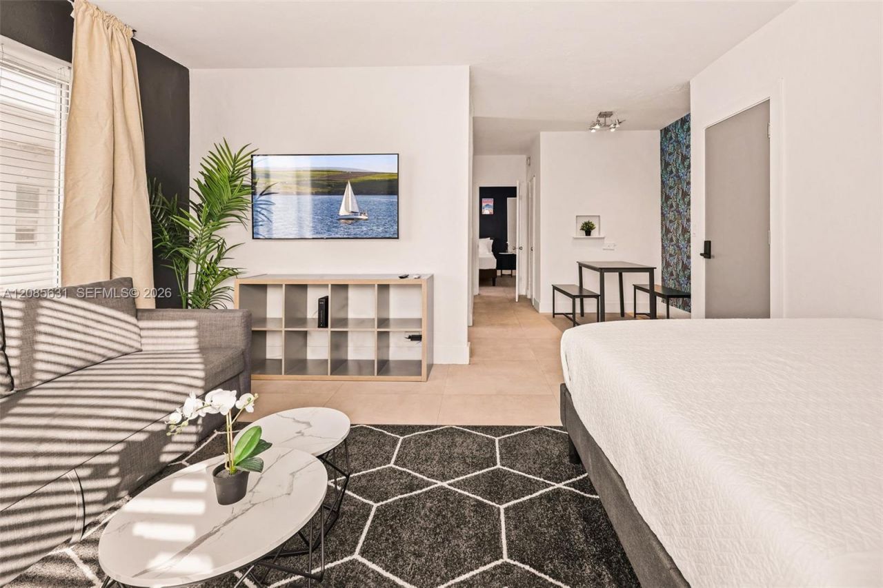7340 Harding Ave, Unit 12, Miami Beach, FL 33141 Photo