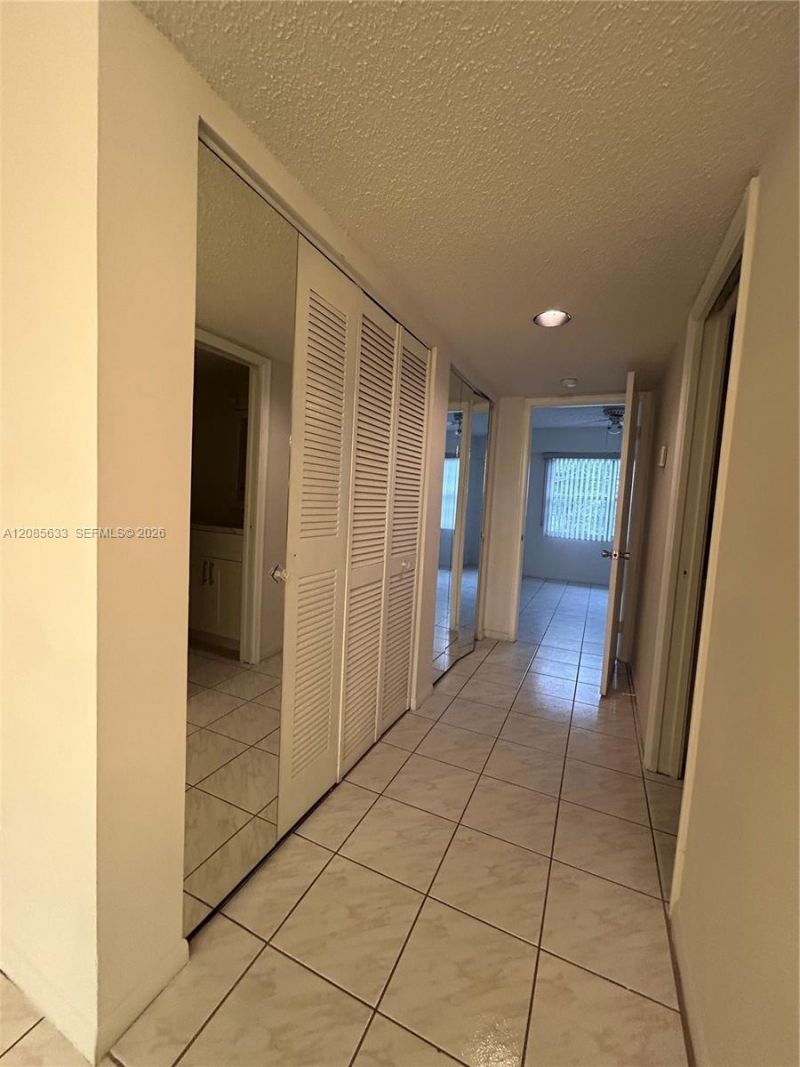 1351 SW 125th Ave, Unit 405S, Pembroke Pines, FL 33027 Photo