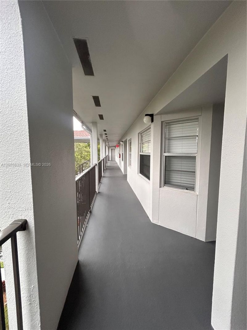 1351 SW 125th Ave, Unit 405S, Pembroke Pines, FL 33027 Photo