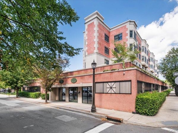 101 Sheldrake Place , Unit 20, Mamaroneck, NY 10543