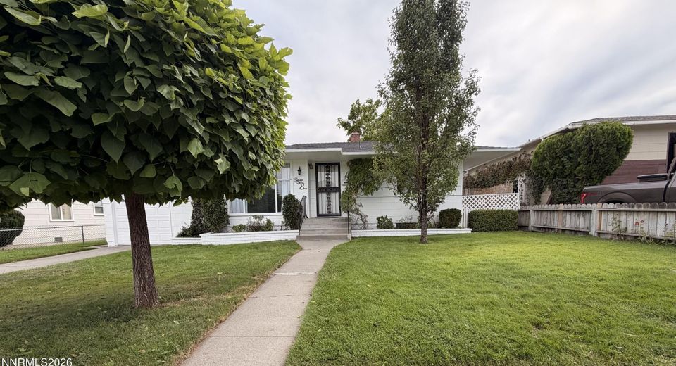 751 Balzar Circle, Reno, NV 89502 Photo