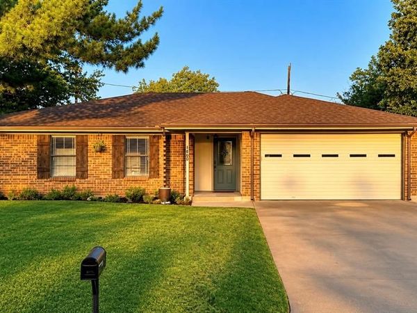 1402 Preston Trail Court, Graham, TX 76450