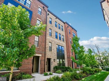 7440 BACKETT WOOD TERRACE, Unit 503, MCLEAN, VA 22102
