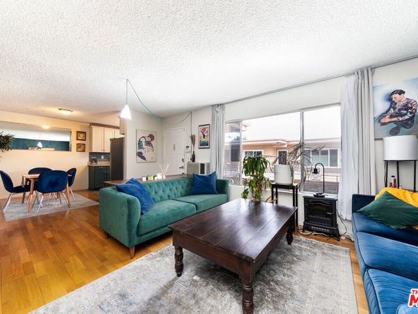 5232 Corteen Place, Unit 25, Valley Village, CA 91607