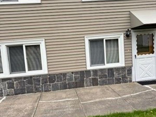27 Middletown St, Unit B2, Millbury, MA 01527