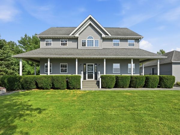 29725 S Yates Avenue , Beecher, IL 60401