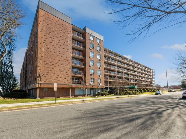 20 Wendell Street, Unit 19F, Hempstead, NY 11550