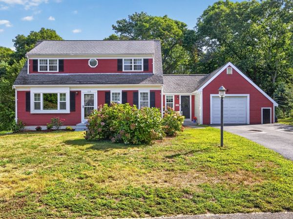 115 Dove Hill Rd, Falmouth, MA 02556