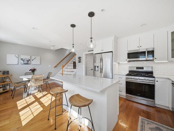 61 Valley St, Unit 2, Wakefield, MA 01880