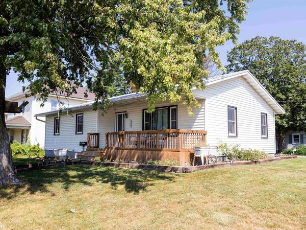 500 N 11th Street, Chariton, IA 50049