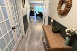 3056 Woodbury Ct. photo 4
