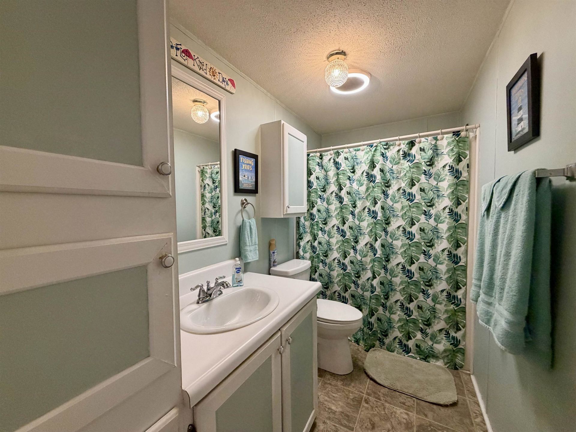 218 Dixon Rd. Photo 10