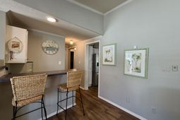 218 Dixon Rd. photo 4