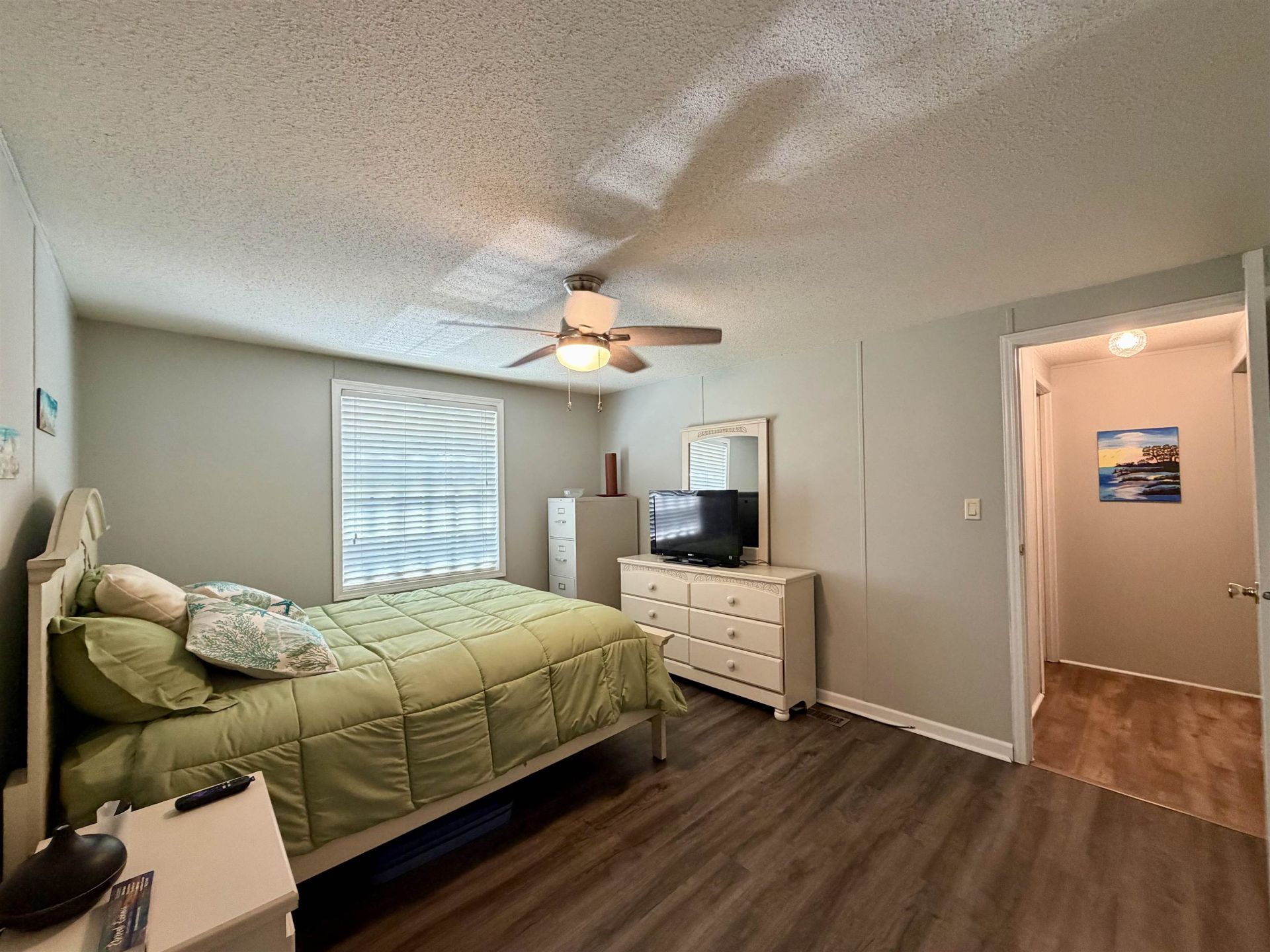 218 Dixon Rd. Photo 8