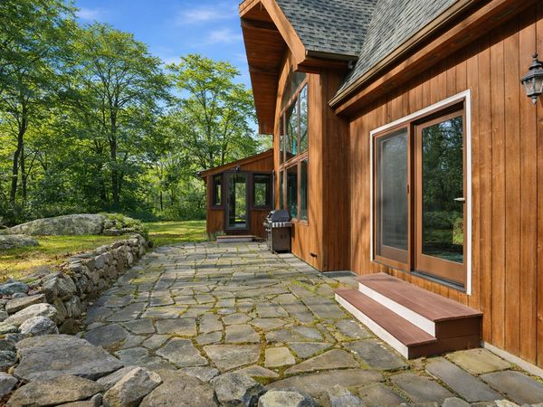 43 N Slope Lane, Chilmark, MA 02535