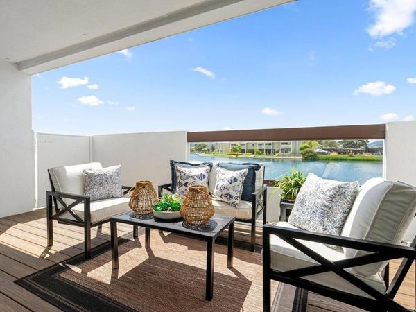 700 Portofino Lane, Foster City, CA 94404