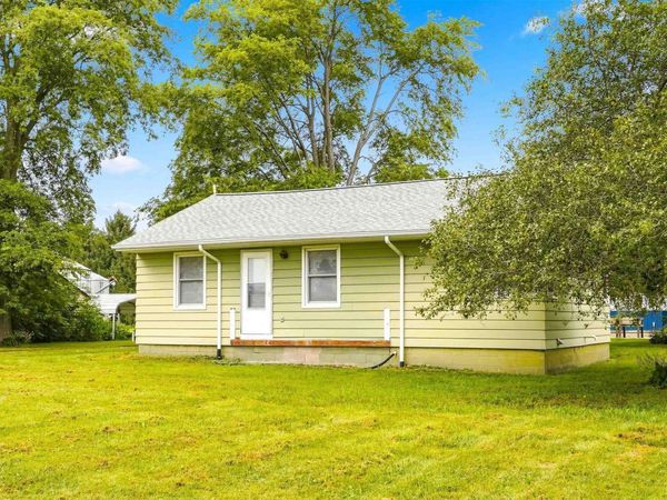 2071 140th ST , Hazleton, IA 50641
