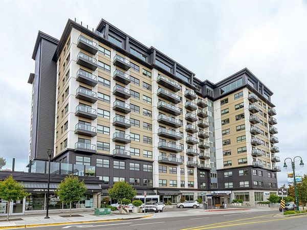 622 Admirals Rd, Unit #1002, Esquimalt, BC V9A 2N7