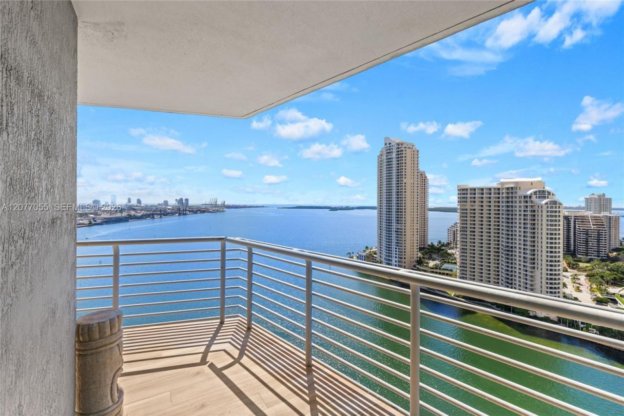 325 S Biscayne Blvd, Unit 2723, Miami, FL 33131 Photo
