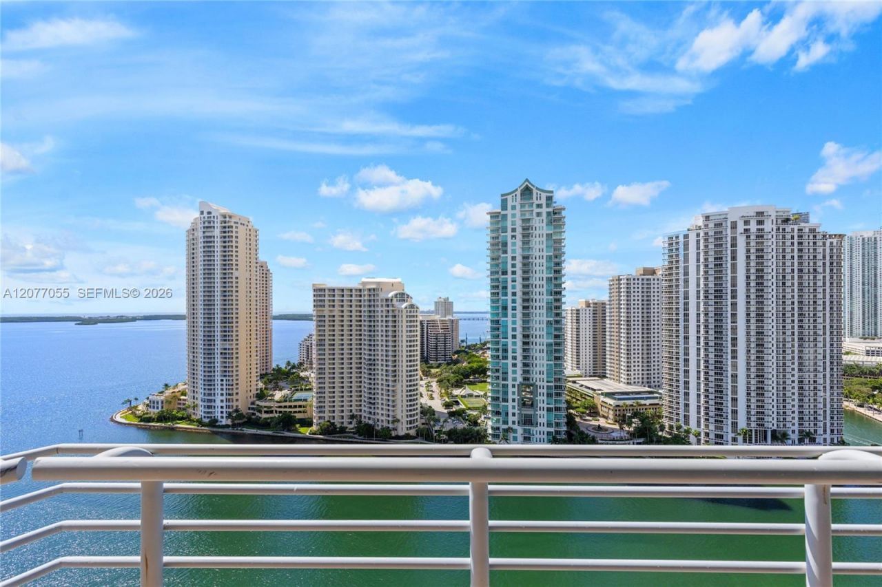 325 S Biscayne Blvd, Unit 2723, Miami, FL 33131 Photo