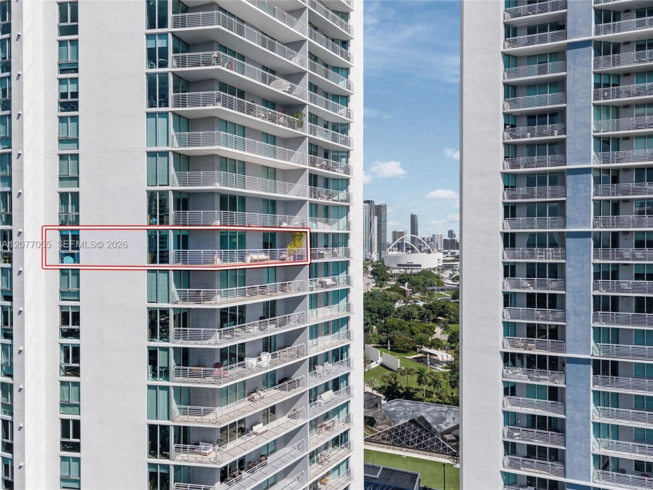 325 S Biscayne Blvd, Unit 2723, Miami, FL 33131 Photo
