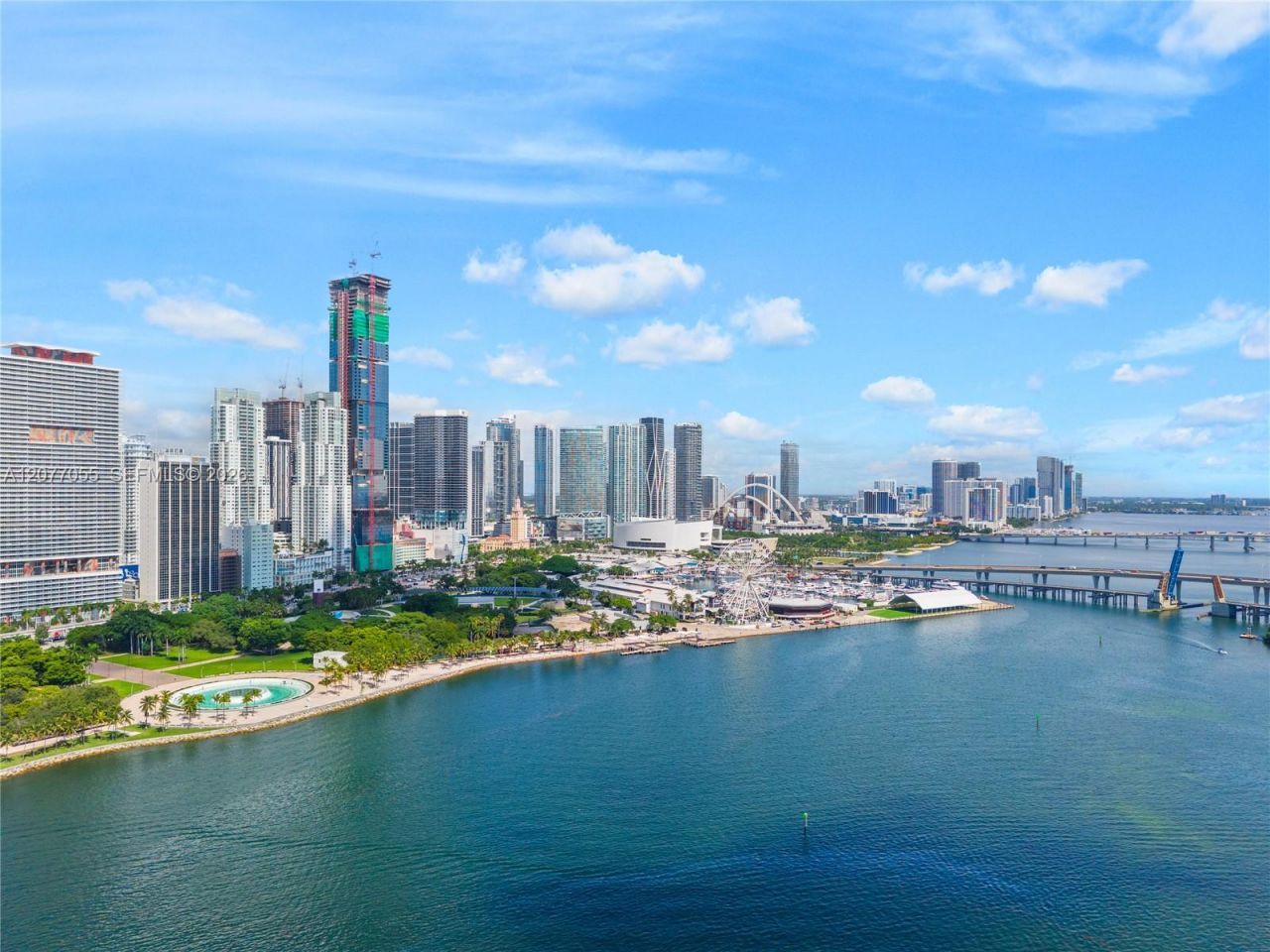 325 S Biscayne Blvd, Unit 2723, Miami, FL 33131 Photo