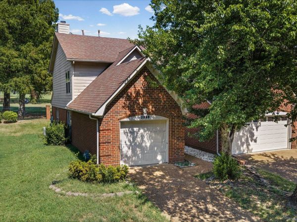 3968 SAWGRASS DR, Memphis, TN 38125