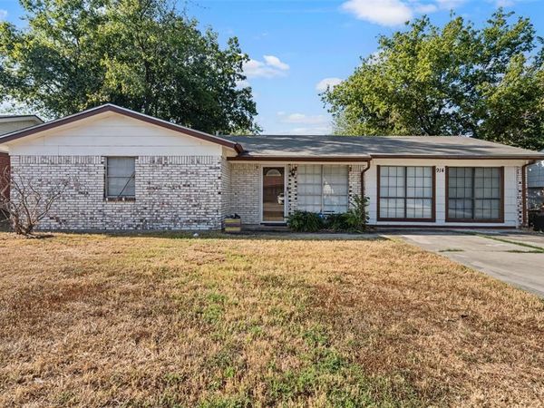 914 Randa Street , Copperas Cove, TX 76522
