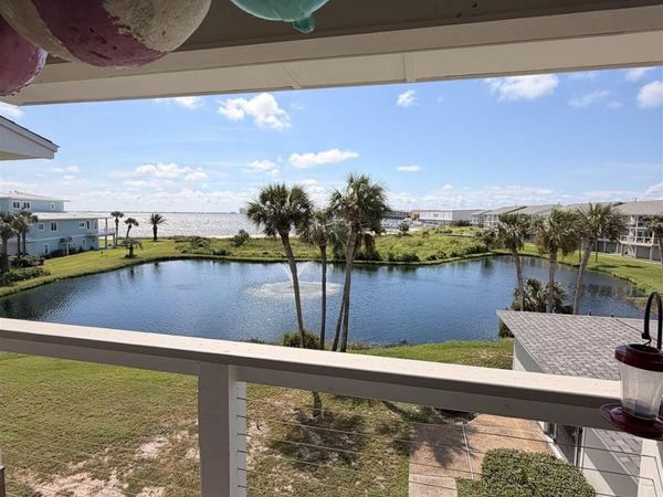 200 Pensacola Beach Rd, Unit I8, Gulf Breeze, FL 32561