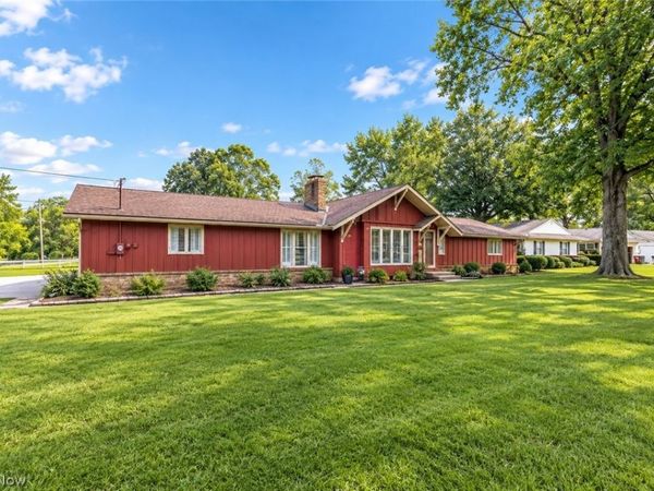 181 Brentview Drive, Grafton, OH 44044