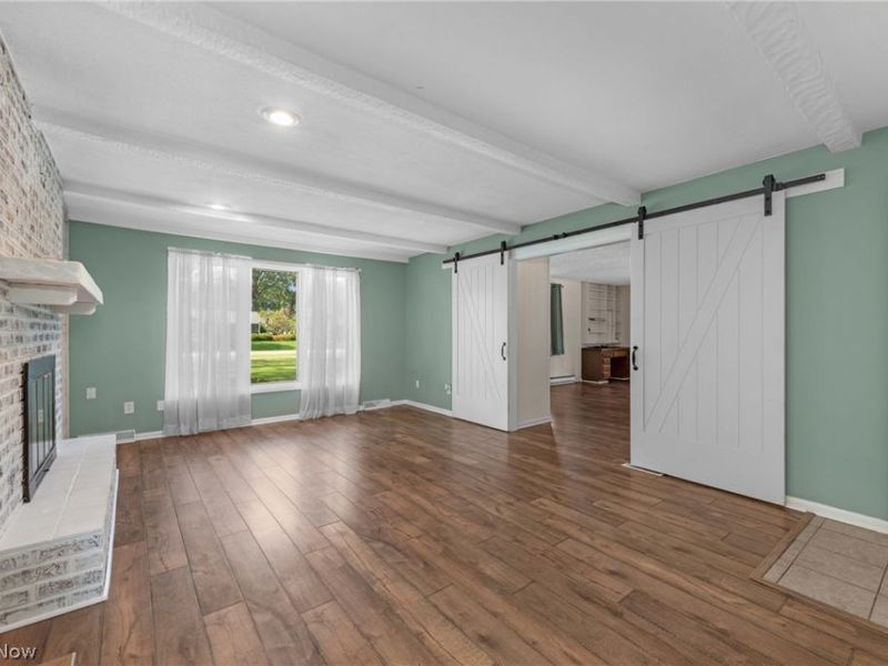 181 Brentview Drive, Grafton, OH 44044 Photo 12
