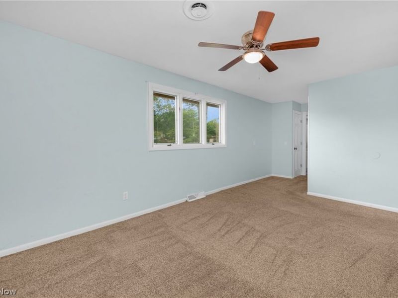 181 Brentview Drive, Grafton, OH 44044 Photo 17