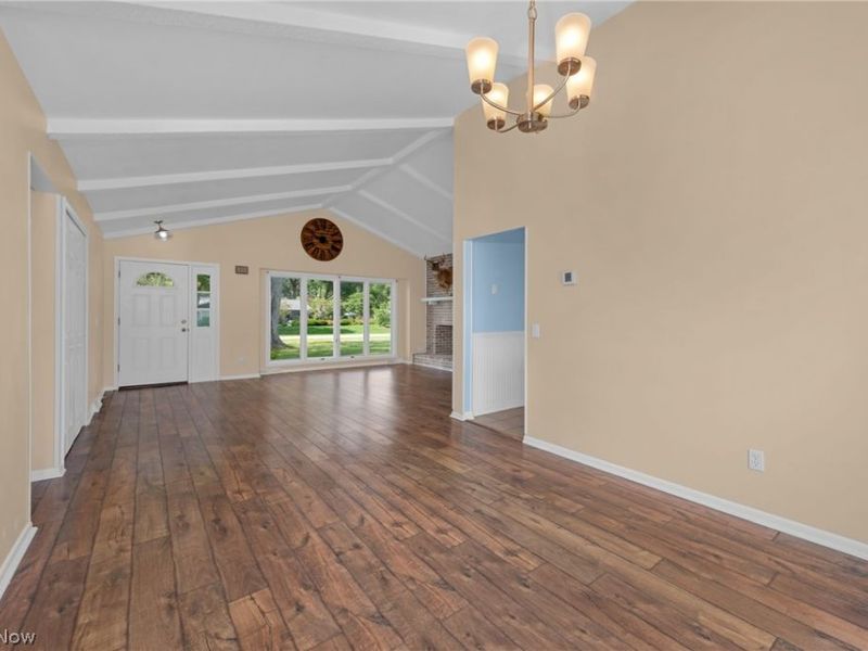181 Brentview Drive, Grafton, OH 44044 Photo 5