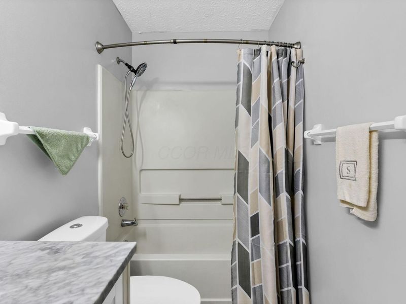 758 Crofton Circle, Reynoldsburg, OH 43068 Photo 17