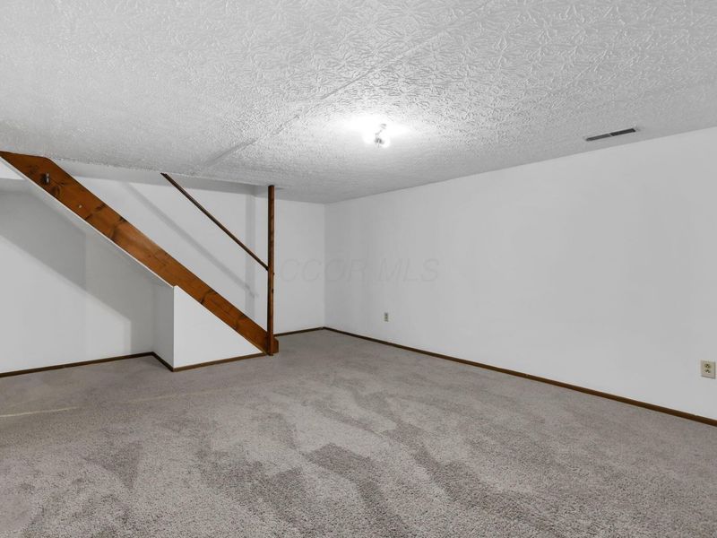 758 Crofton Circle, Reynoldsburg, OH 43068 Photo 20