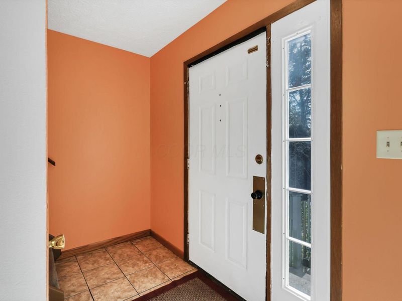 758 Crofton Circle, Reynoldsburg, OH 43068 Photo 4