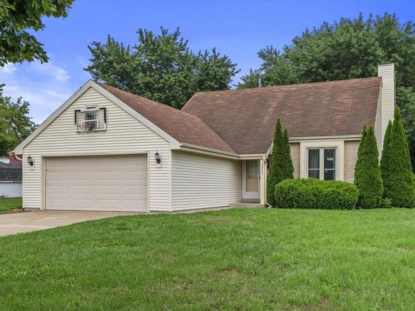 3950 W Minnesota AVENUE, Franklin, WI 53132