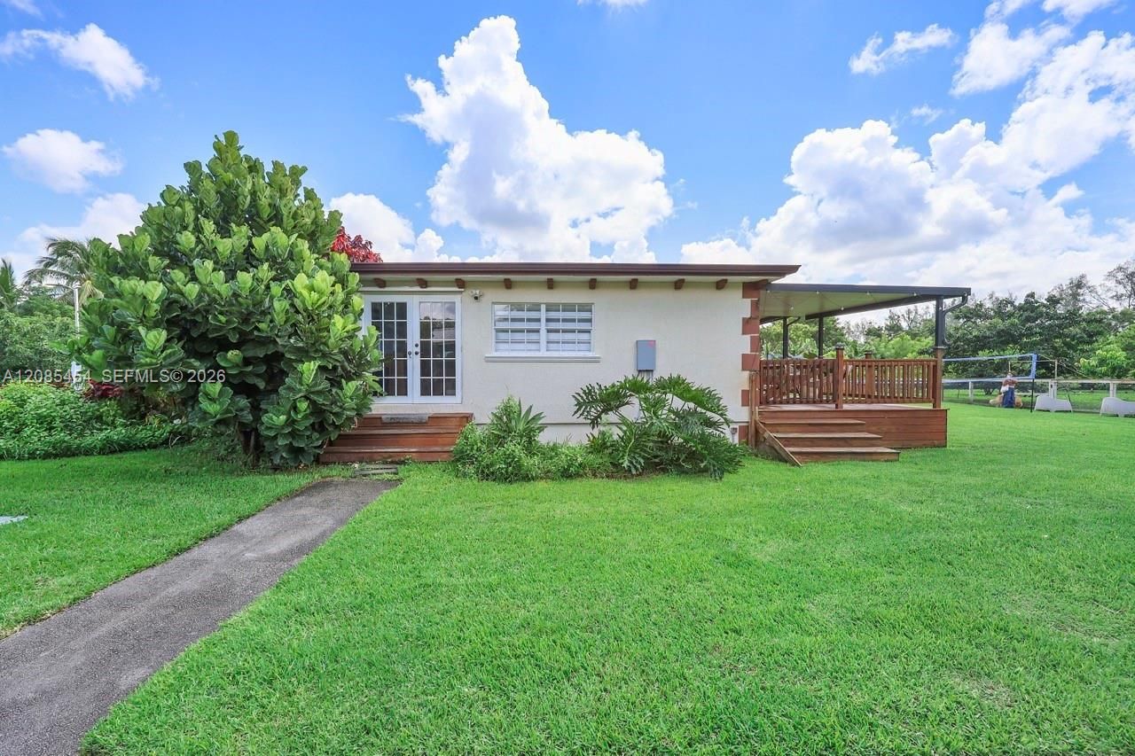 19620 SW 234th St , Homestead, FL 33031 Photo