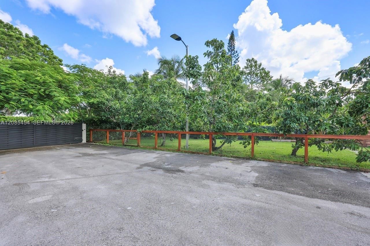 19620 SW 234th St , Homestead, FL 33031 Photo