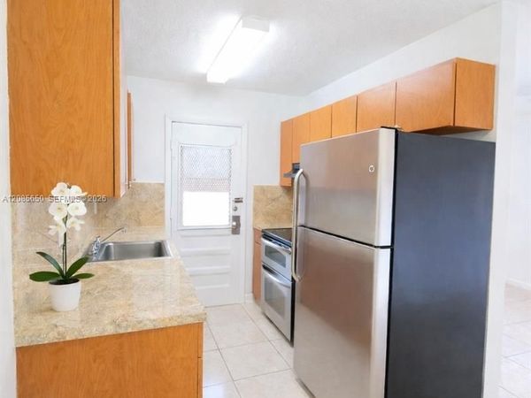 2580 NW 139th St , Unit 1, Opa-Locka, FL 33054