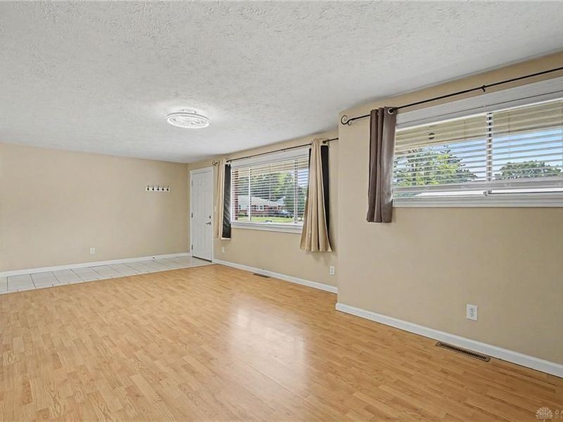 205 Cherry Blossom Place, West Carrollton, OH 45449 Photo 12