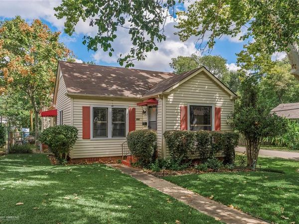 704 College, Shreveport, LA 71104